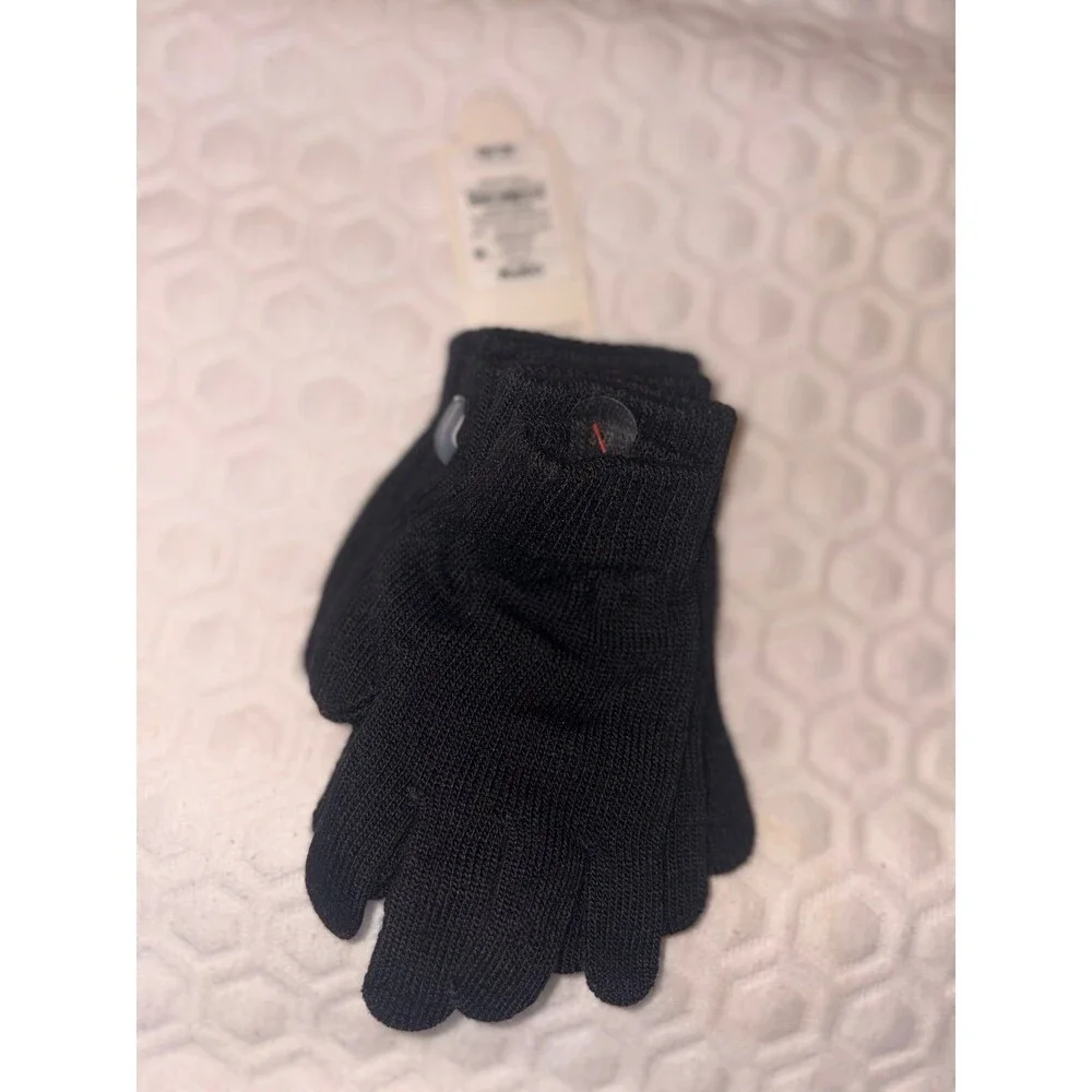 Cat and Jack‎ 3 Pack One Size Fits Most Kid's Gloves ~ NEW